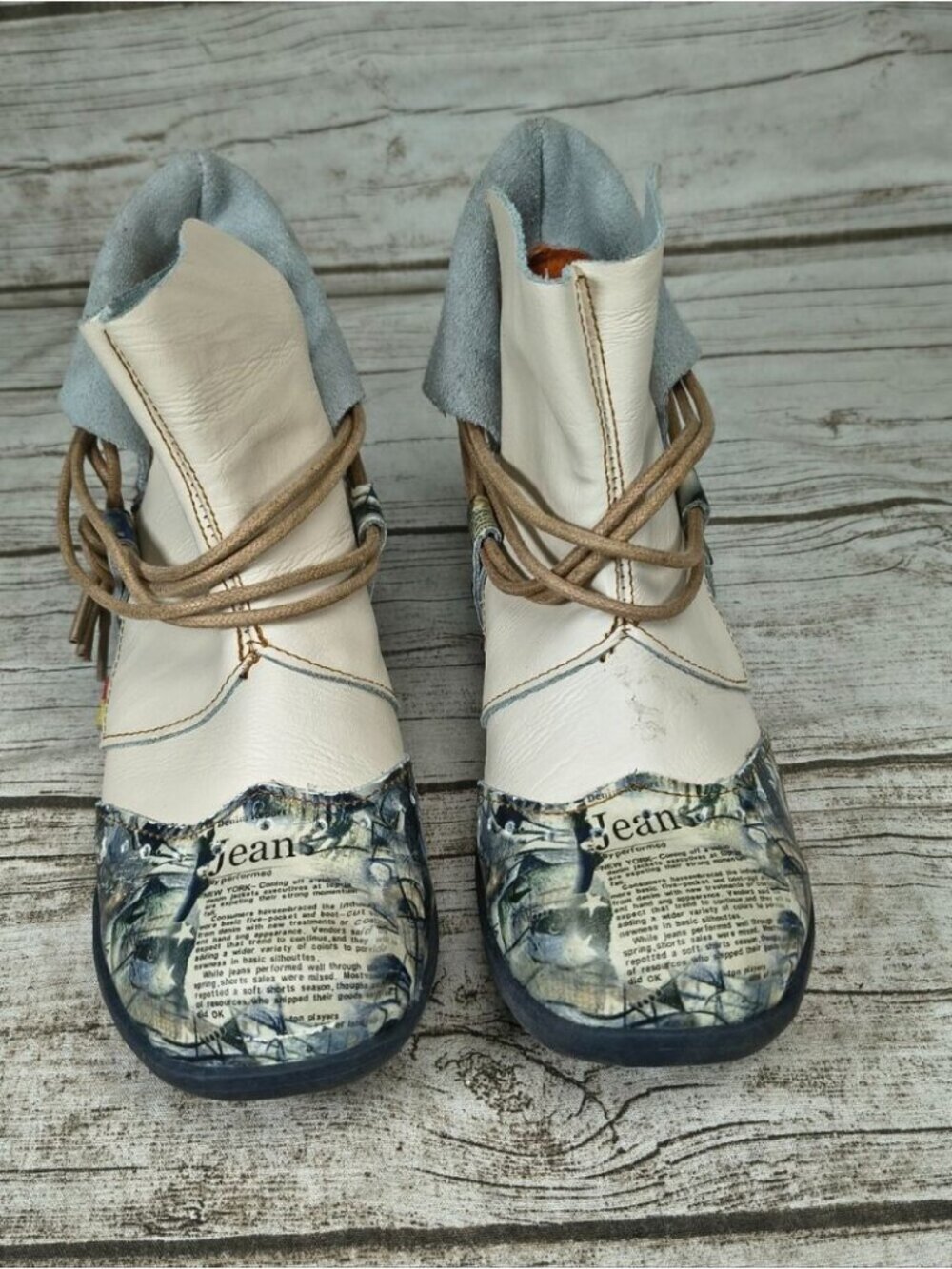 TMA Eyes Women Ankle Boots Booties Newsprint Women Size 7